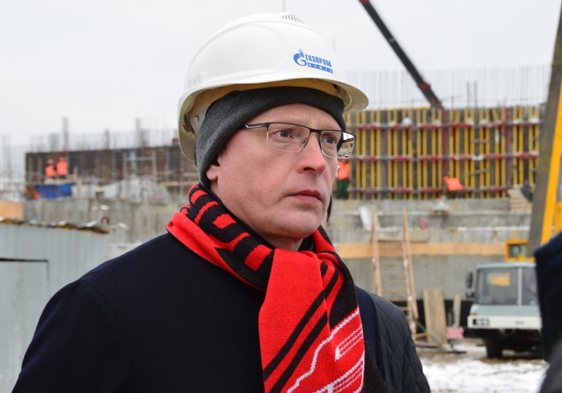 Бурков проверил ход возведения хоккейной академии «Авангарда» в Омске