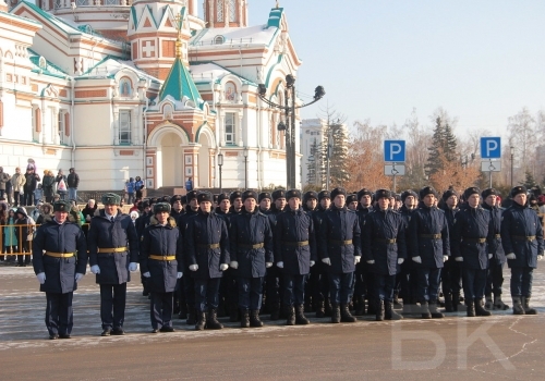 В Омске состоялось торжественное построение войск, посвященное 23 февраля 