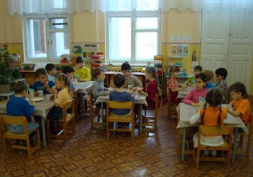 http://www.allwomens.ru/uploads/posts/2012-05/pitanie-rebenka-v-detskom-sadu.jpg