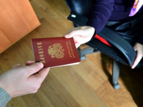 Омский мошенник взял кредит на паспорт рассеянного жителя Бийска
