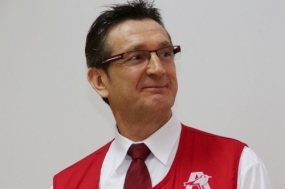 Директор омского «Ашана» засветился на Весеннем полумарафоне-2015 