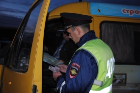 В Омске следом за маршрутками работать со сломанными тормозами стали и большие автобусы 