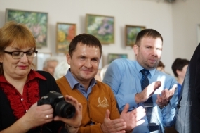 Бонковский засветился на презентации книг омских писателей