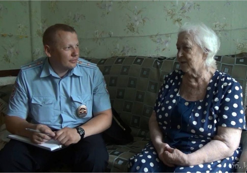 Сторож женщина пенсионер. Медсестра пенсионерка. Работа для пенсионеров в Омске для женщин. Работа для женщин пенсионеров в Омске стрелок.