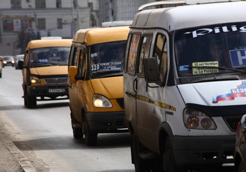 Омскую власть и непарламентариев рассорила транспортная реформа