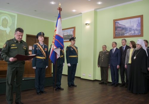 В Омск вручать знамя ракетной армиии прилетел зам командующего ракетных войск стратегического назначения