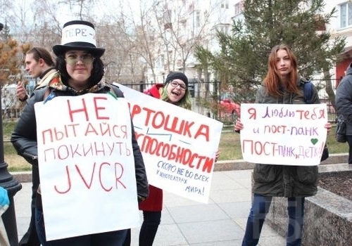 Организаторы омской Монстрации не смогли «забить» себе площадь Ленина