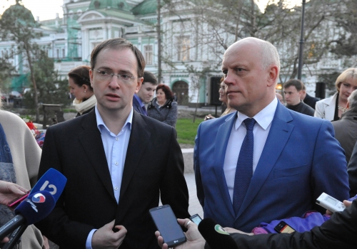 По делу Гребенщикова и Масана допросили бывшего губернатора Назарова