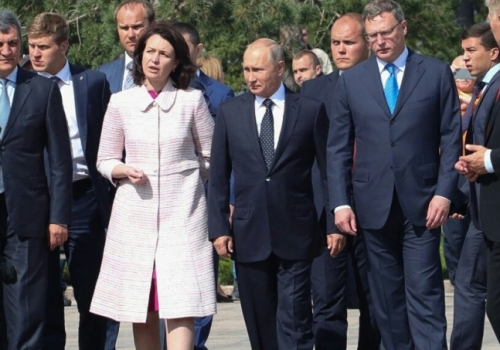 Путин призвал изменить взаимоотношения между мэрией Омска и облправительством