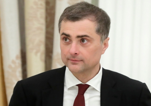 Помощник Путина Сурков ушел с госслужбы из-за смены курса по Украине