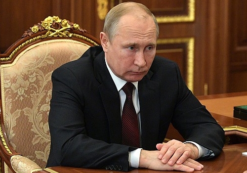 Путин назвал разгильдяйством рост числа заболевших в регионах