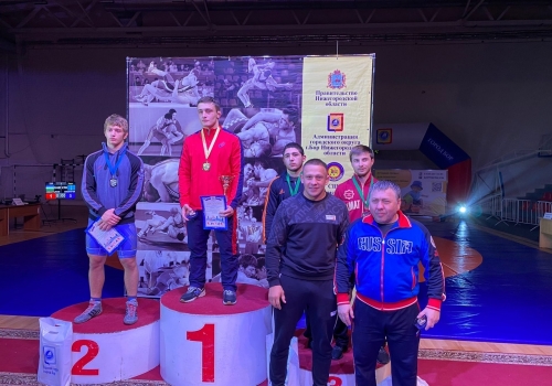 Борец из Омской области завоевал «серебро» на всероссийском турнире