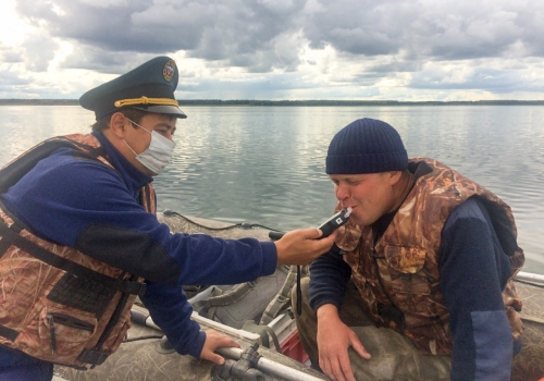 В Омске «закрыли» Иртыш для лодок и катеров