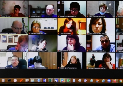 Разговор онлайн Александра Буркова с редакторами омских «районок»