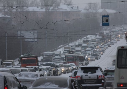 В Омске хотят запретить левые повороты еще на двух перекрестках