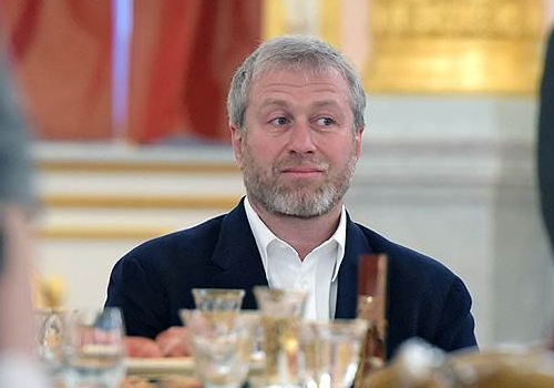 Бывший хозяин Омского НПЗ Абрамович хочет построить отель возле «Дворца Путина»