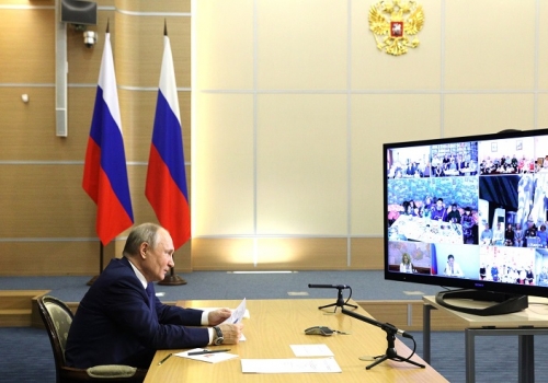 Многодетную семью из Омской области выбрали для онлайн-общения с Путиным