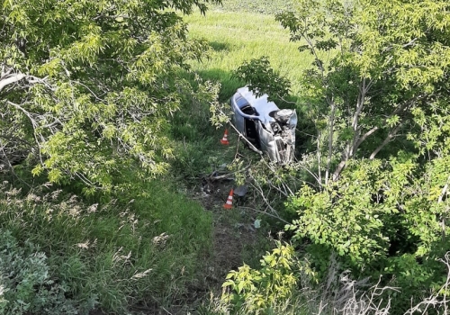 На северной границе Омска пьяный водитель опрокинул иномарку