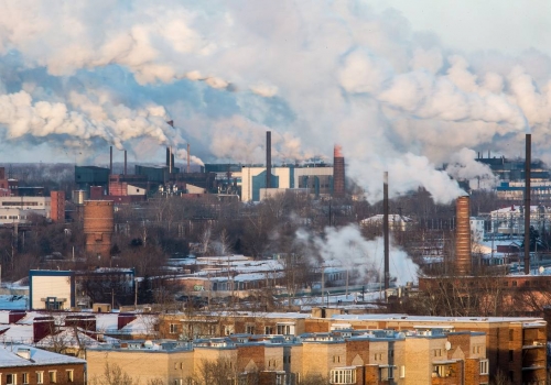 Росприроднадзор начнет до конца года мониторить в онлайн-режиме выбросы от предприятий Омска
