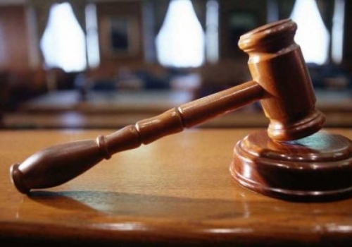 Самый загруженный омский суд работает без всех трёх руководителей