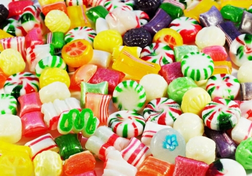 Несладкая жизнь: омские конфеты запретили ввозить в Беларусь