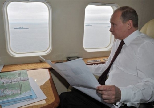 В то время, как в Омске авиабилеты дорожают, Путин призвал обеспечить доступные цены на полеты