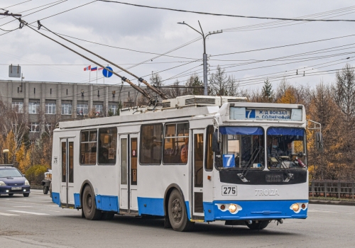В Омске произошел обрыв троллейбусной сети
