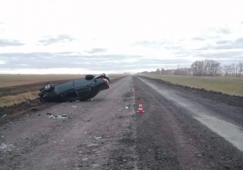 В Омской области разбился молодой водитель «Лады».