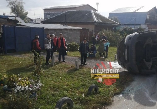 Прокуратура начала проверку по факту аварии с маршруткой в Омске