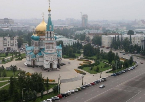 Омск назвали одним из трех самых жарких городов России в 2023 году