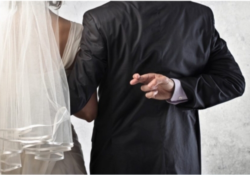 Омичка получила условный срок за фиктивный брак с иностранцем