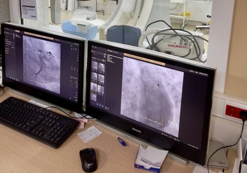 Омские кардиохирурги спасли 49-летнюю женщину