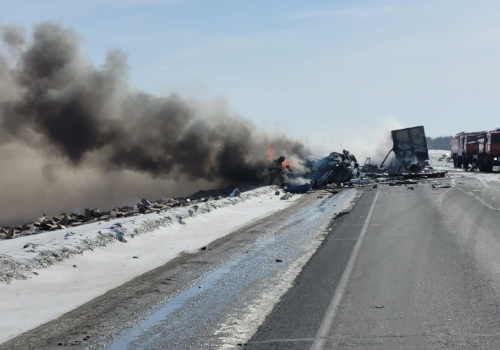 В массовой аварии на «трассе смерти» под Омском погибло 7 человек
