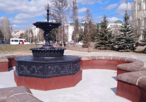 Мэр Омска Шелест ожидает запуска фонтанов с начала мая