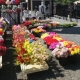 К родительскому дню возле омских кладбищ откроются точки торговли искусственными цветами