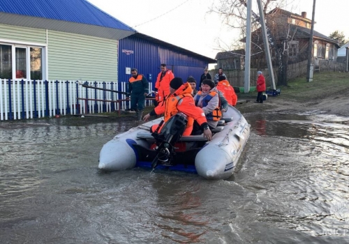 В Усть-Ишимском районе начата эвакуация из-за паводка