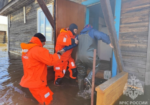 В Омске уже готовятся к просушке затопленных в Усть-Ишиме домов