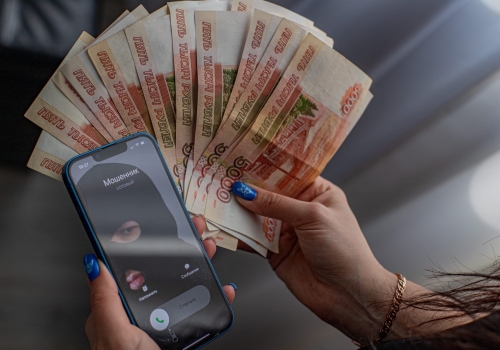 В Омске омичка спасала телефон и отдала мошенникам почти 200 тысяч