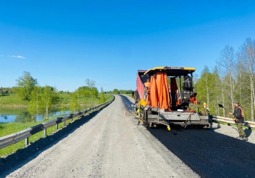 В Омской области продолжается ремонт дороги «Омск-Муромцево-Седельниково»