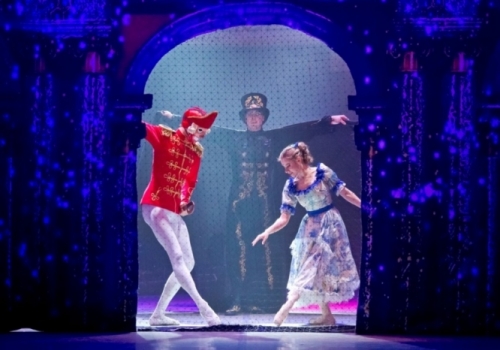 «1-я Пирожковая»: в омских театрах по шекспиру страсти культурные кипят