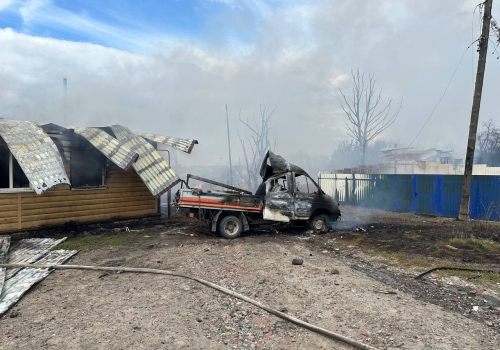 Прокуратура: жилые дома в Омске горят из-за воспламенения газовой трубы