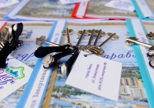Омская мэрия закупит 180 квартир для переселенцев из аварийных домов