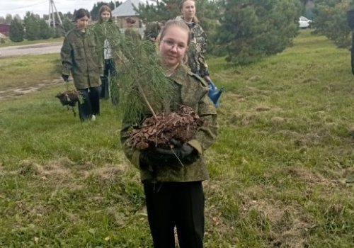 Омичи открыли «новый сезон» осенней акции «Сохраним лес»