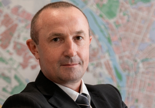 Министр строительства Рашко представил своего нового зама