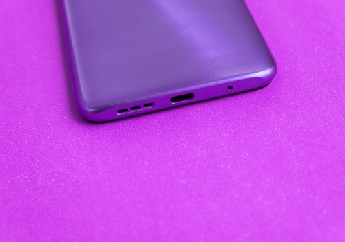 Впервые в стране: блогеру из Омска грозит штраф за нарушение запрета на рекламу в Instagram*