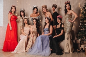 Пәк қыздың бірінші рет жыныстық қатынасқа түсуі туралы видеоны қараңыз