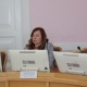 Депутат Омского Горсовета не побоялась испортить фигуру на премьере лицеистов